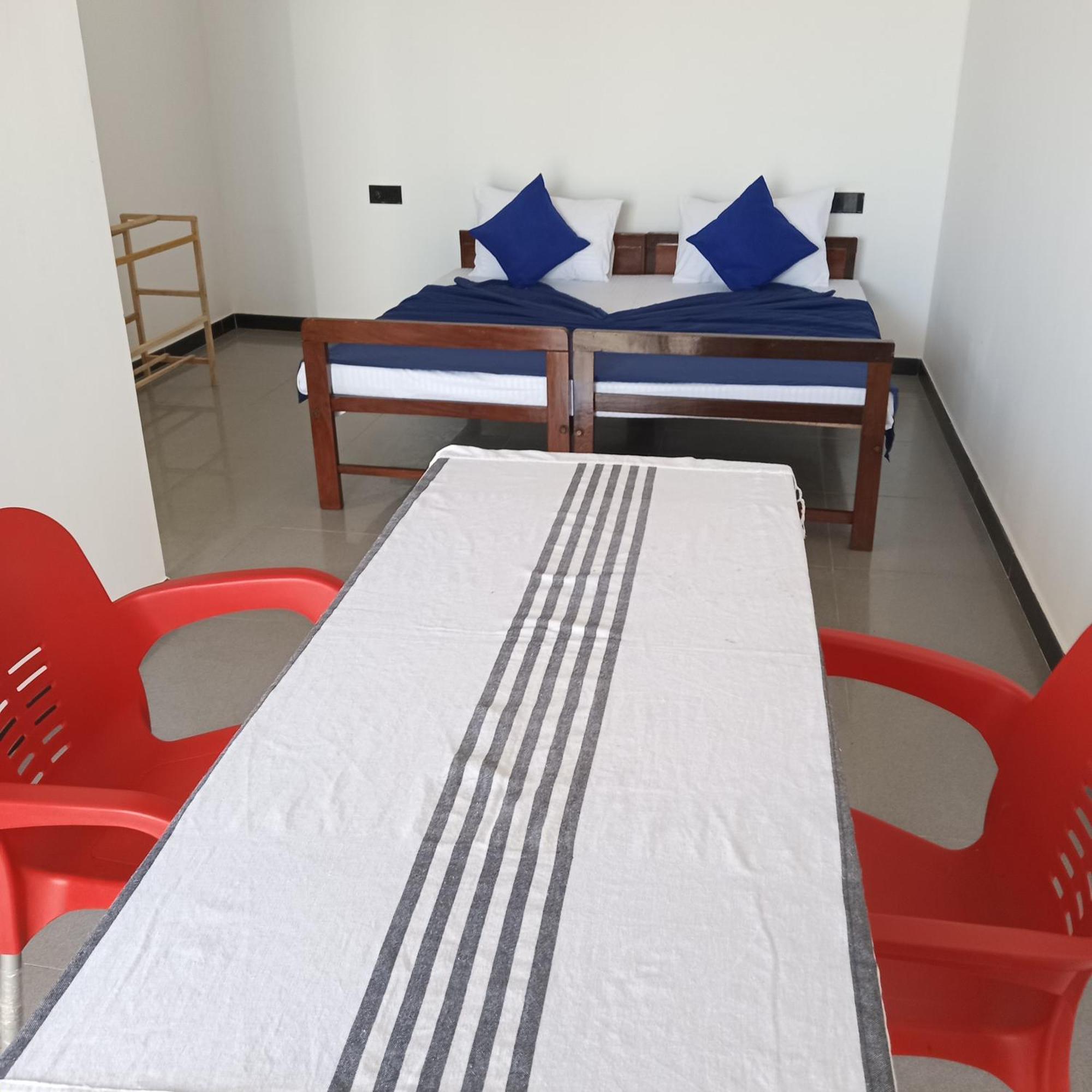 Sunset Beach Villa Galle Room photo